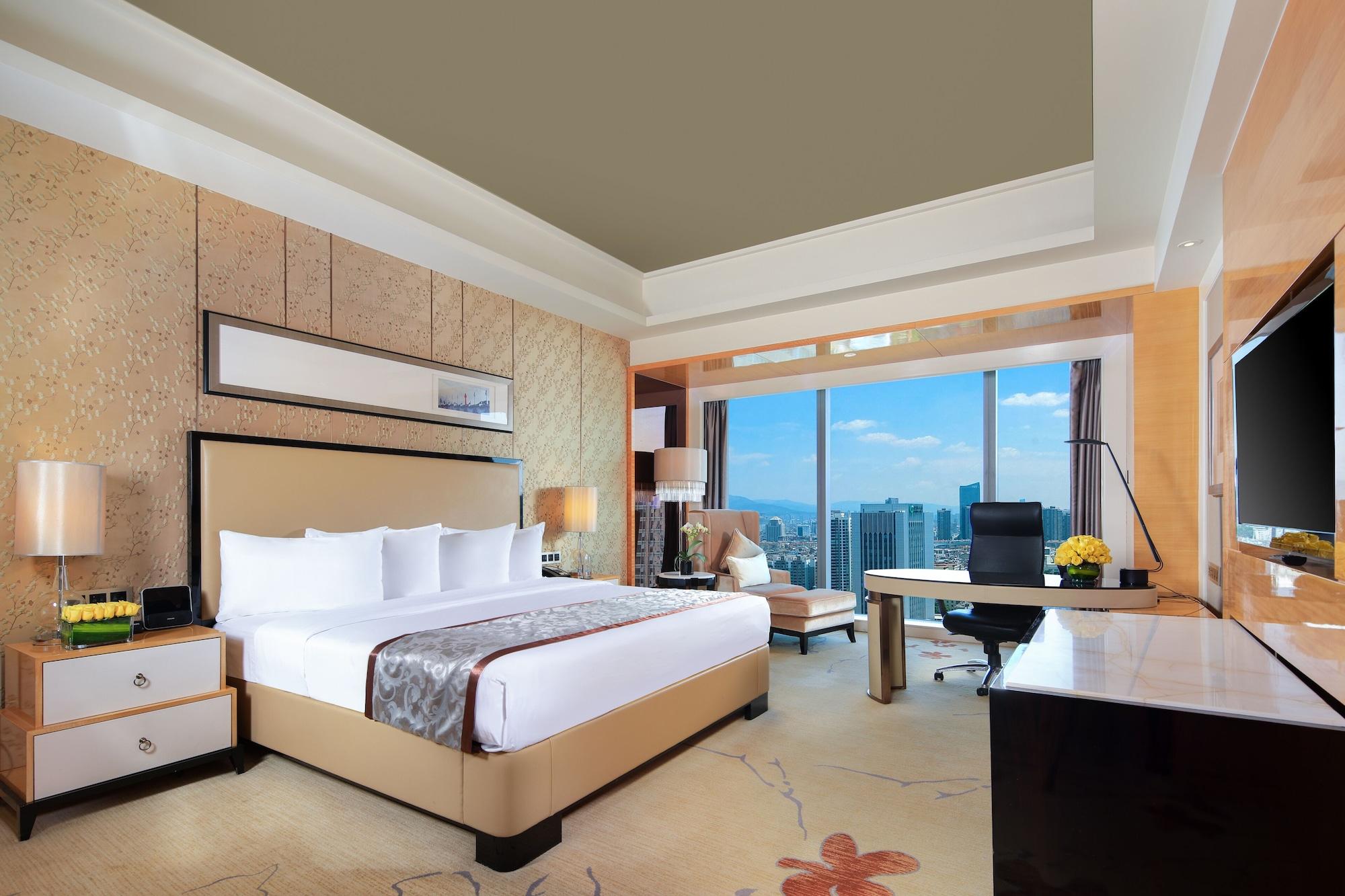 Отель Wyndham Grand Plaza Royale Colorful Yunnan Куньмин Экстерьер фото