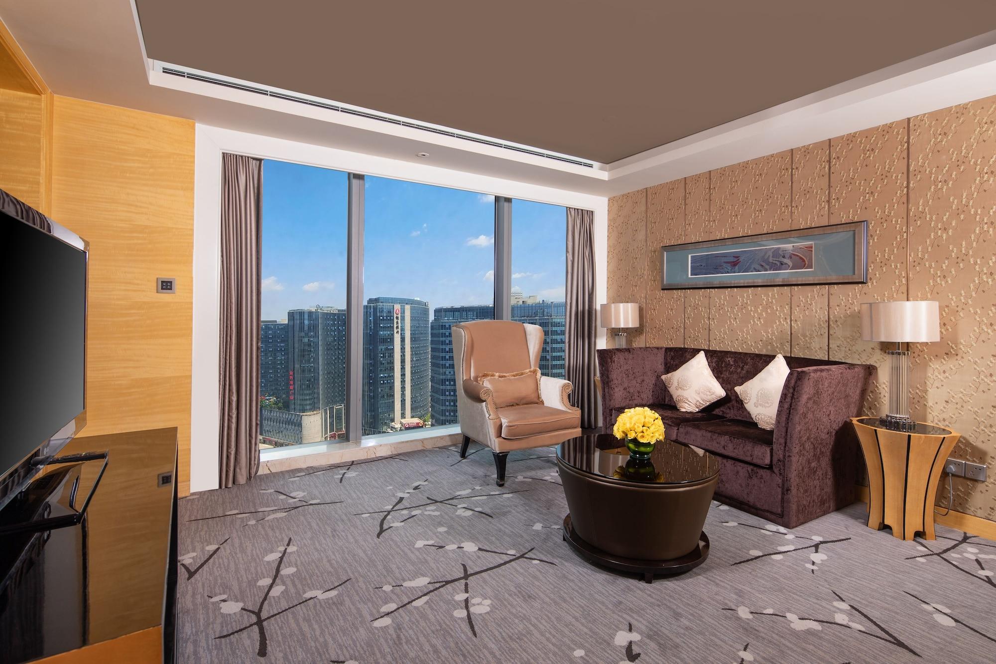 Отель Wyndham Grand Plaza Royale Colorful Yunnan Куньмин Экстерьер фото